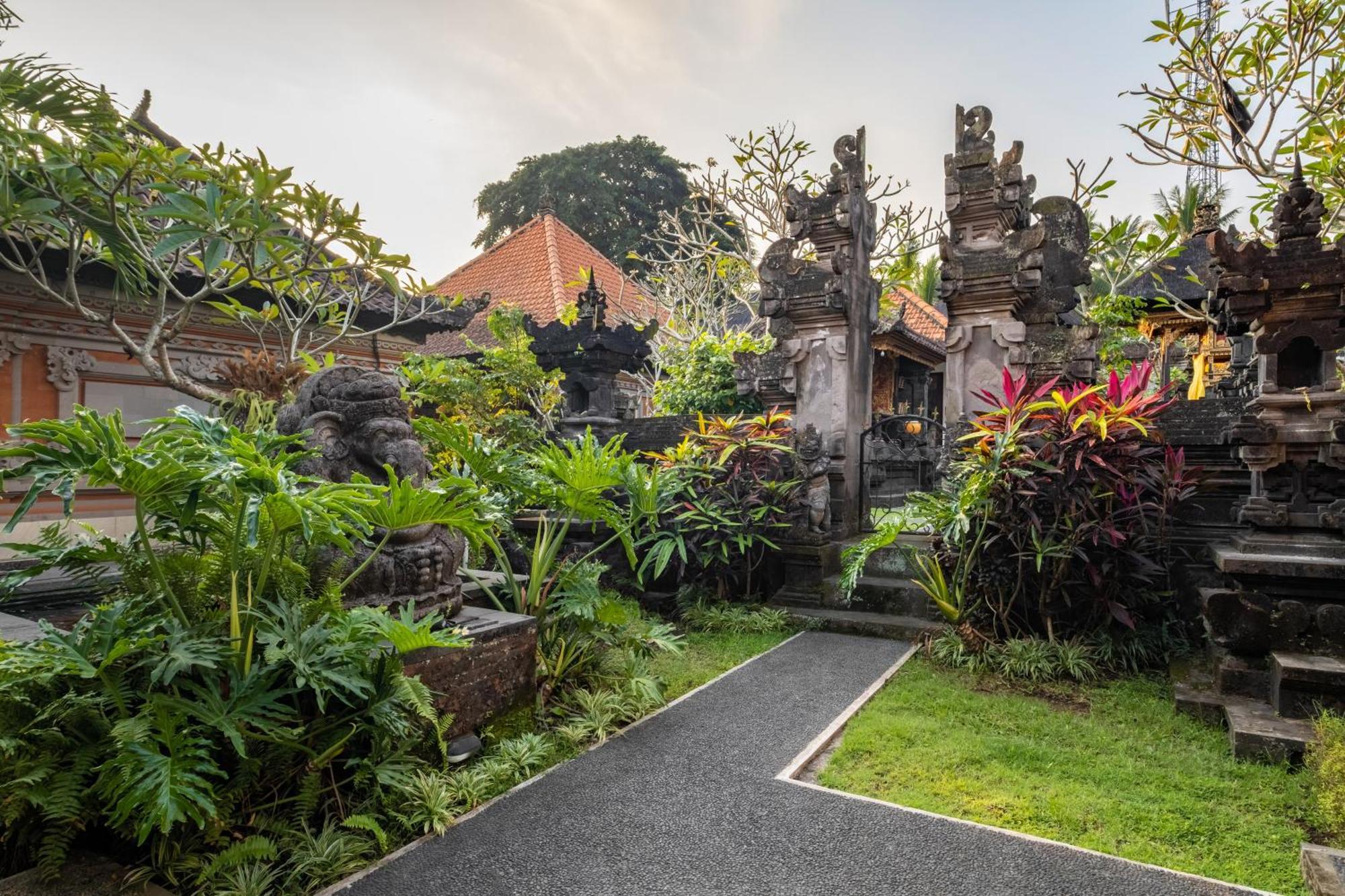 Rahayu Guest House Ubud Exterior photo